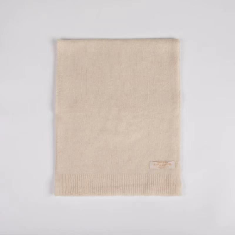 Scarves Ponderosas - IVORY - 35% Yak Cashmere, 35% Australian Merino Wool, and 30% Nylon